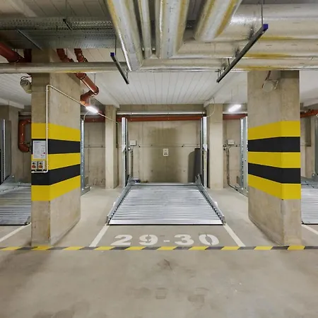 Cozy Jaworska With Free Garage By Renters Apartmán Vratislav