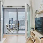 Апартаменты Cozy Jaworska With Free Garage By Renters