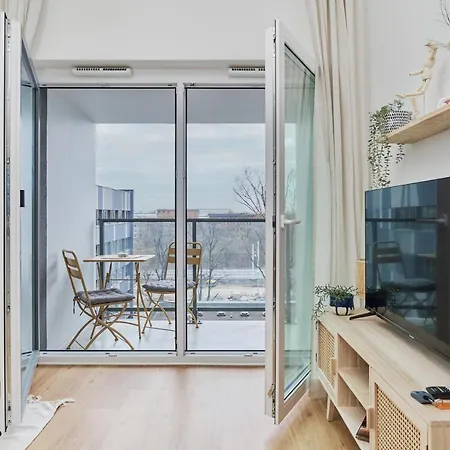 Lejlighed Cozy Jaworska With Free Garage By Renters