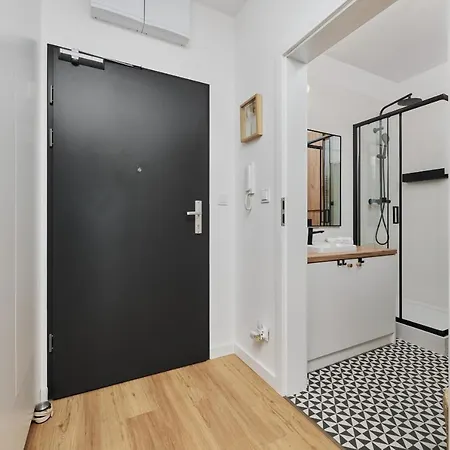 Cozy Jaworska With Free Garage By Renters Lejlighed *