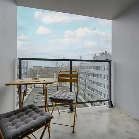 Cozy Jaworska With Free Garage By Renters Lejlighed