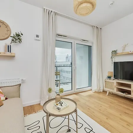 Cozy Jaworska With Free Garage By Renters * Wroclaw